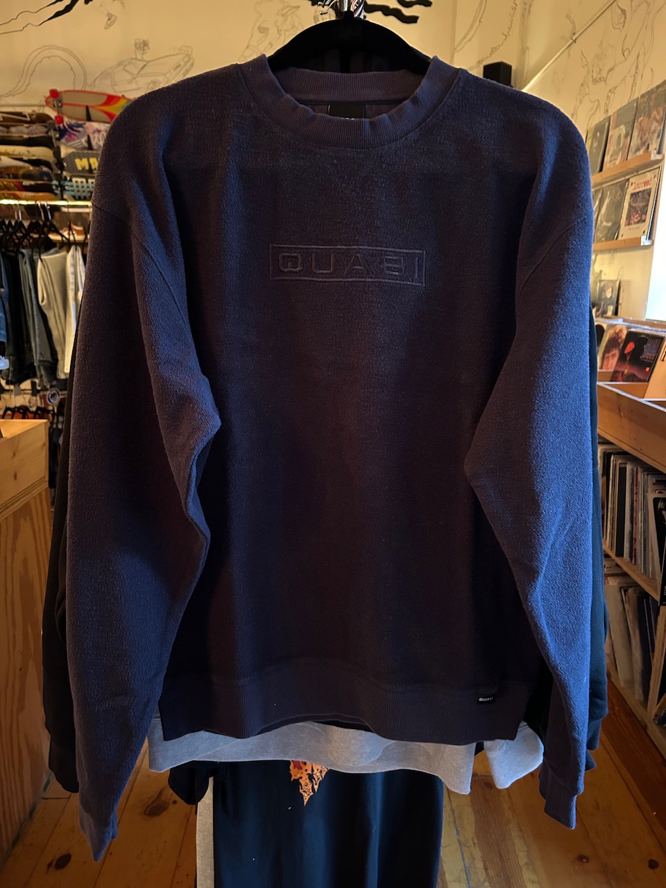 Quasi Looped Crew Navy M, L & XL